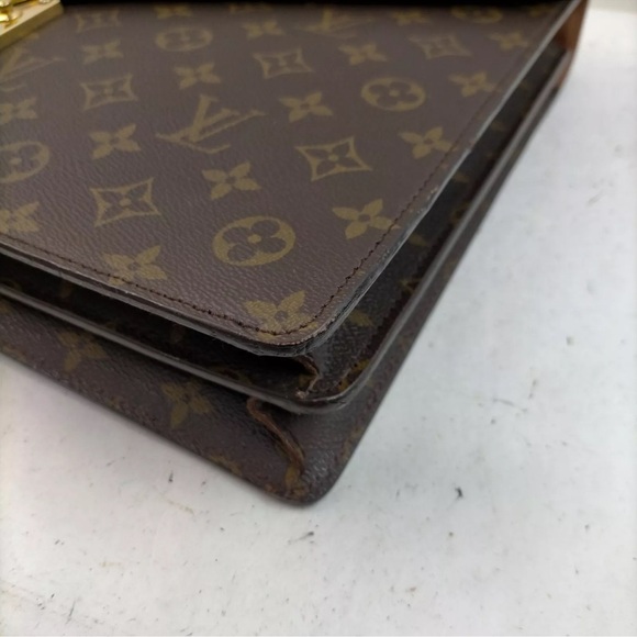 Louis Vuitton Serviette Bag - Picture 4 of 8